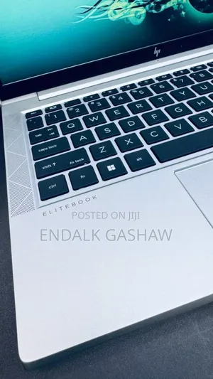 Photo - New Laptop HP EliteBook 840 16GB Intel Core I5 SSD 512GB