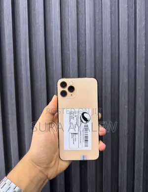 Photo - Apple iPhone 11 Pro 64 GB Gold