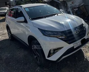 Toyota Rush 2022 White