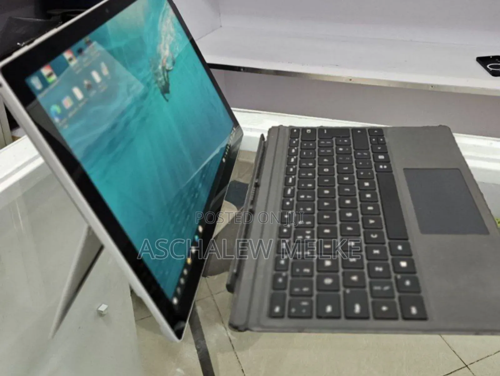 New Laptop Microsoft Surface Pro 7 8GB Intel Core I5 SSD 256GB