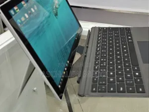 New Laptop Microsoft Surface Pro 7 8GB Intel Core I5 SSD 256GB