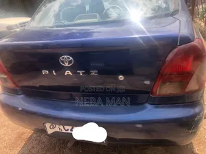 Toyota Platz 2001 Blue