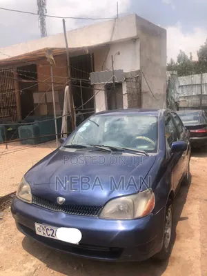 Photo - Toyota Platz 2001 Blue