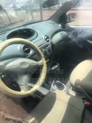 Toyota Platz 2001 Blue