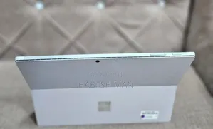 New Laptop Microsoft Surface Pro 6 8GB Intel Core I7 SSD 256GB