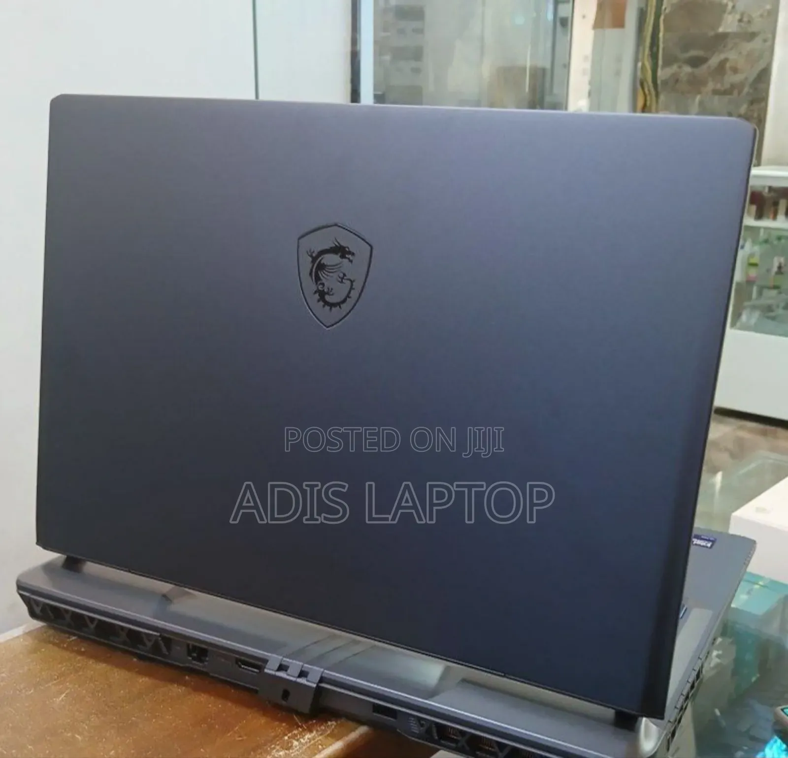 New Laptop MSI Creator 17 B11uh-416 16GB Intel Core Ultra 7 SSD 1T