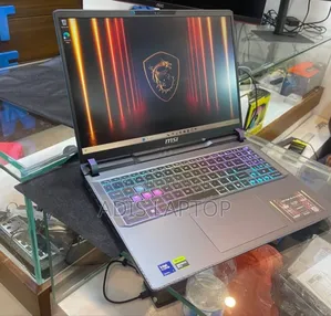 New Laptop MSI Creator 17 B11uh-416 16GB Intel Core Ultra 7 SSD 1T