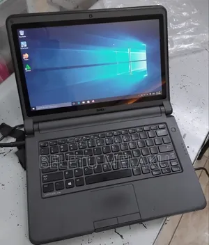 New Laptop Dell 8GB Intel Core I3 SSD 32GB