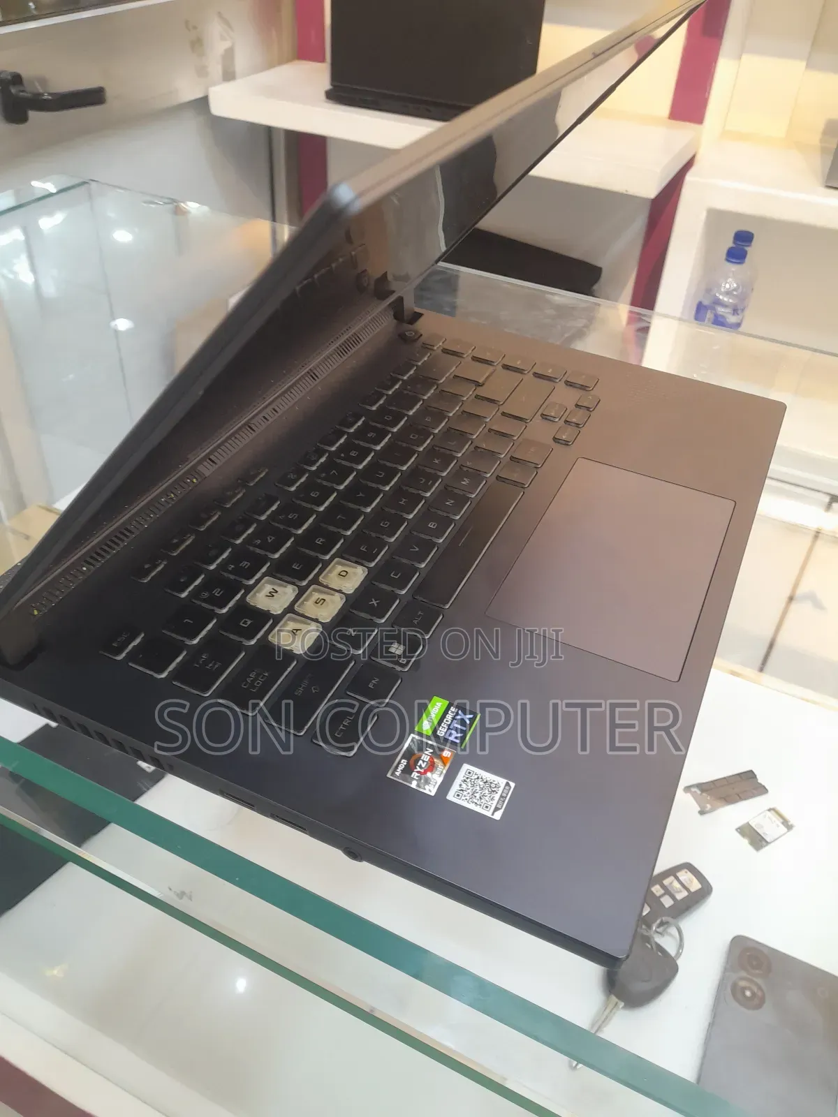 New Laptop Asus ROG Strix G15 16GB AMD Ryzen 9 SSD 512GB