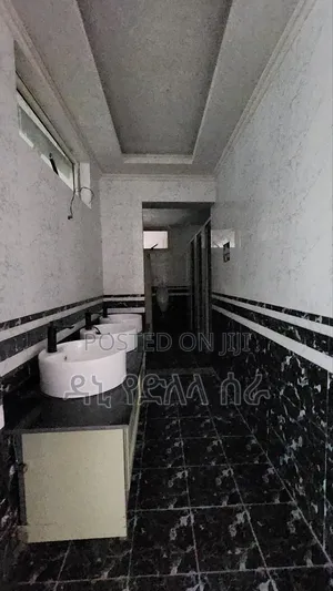 40/60 ኮንደሚኒየም