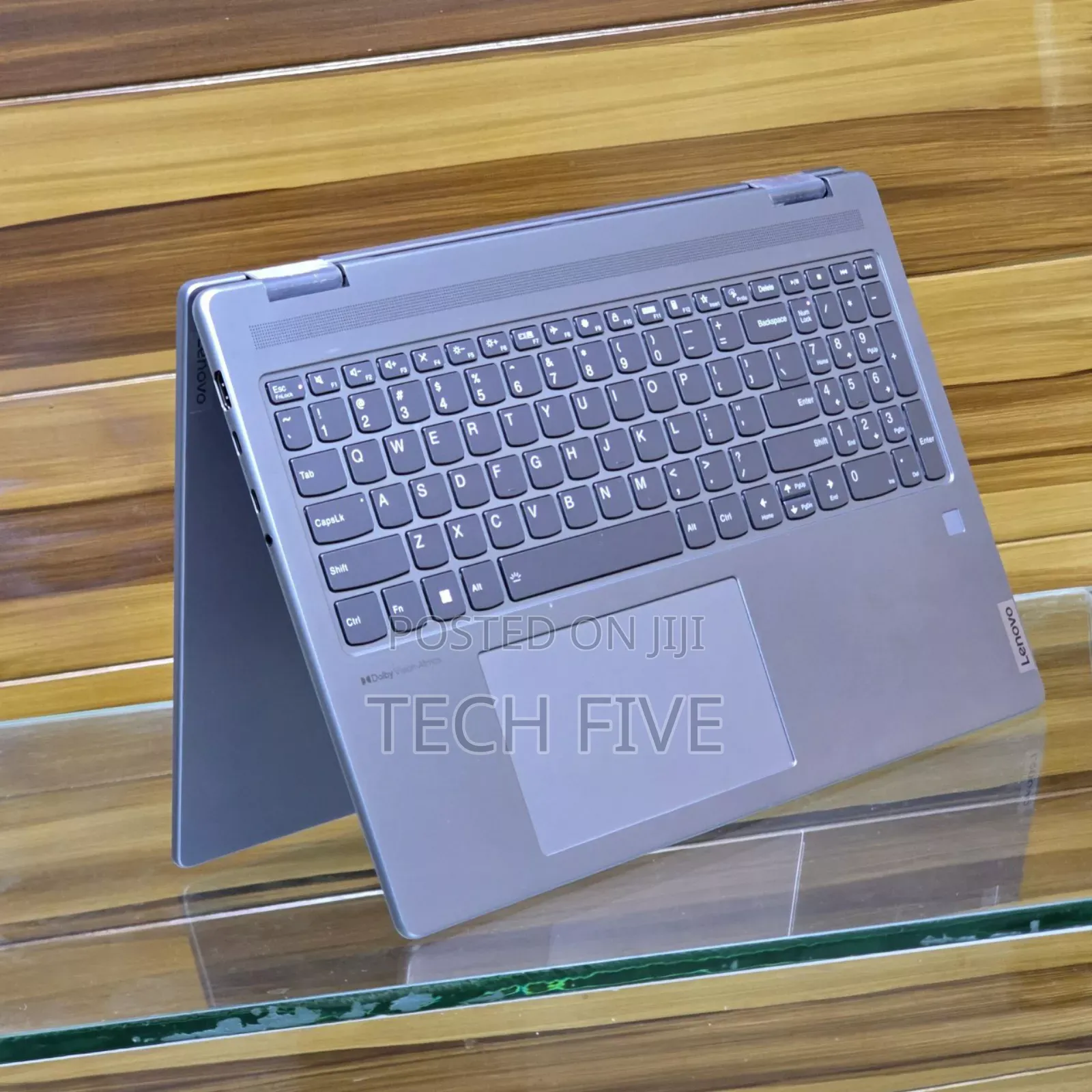 New Laptop Lenovo Yoga 7i 16GB Intel Core I7 SSD 512GB