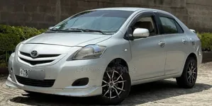 Toyota Belta 2007 Silver