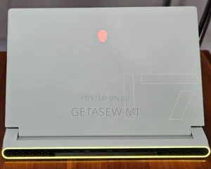 New Laptop Alienware M17x R2 16GB Intel Core I7 SSD 1T