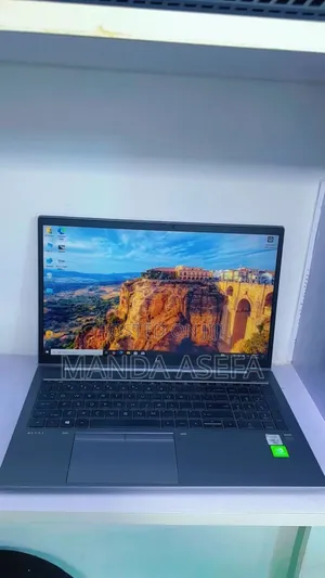 New Laptop HP ZBook 15 16GB Intel Core I7 SSD 512GB