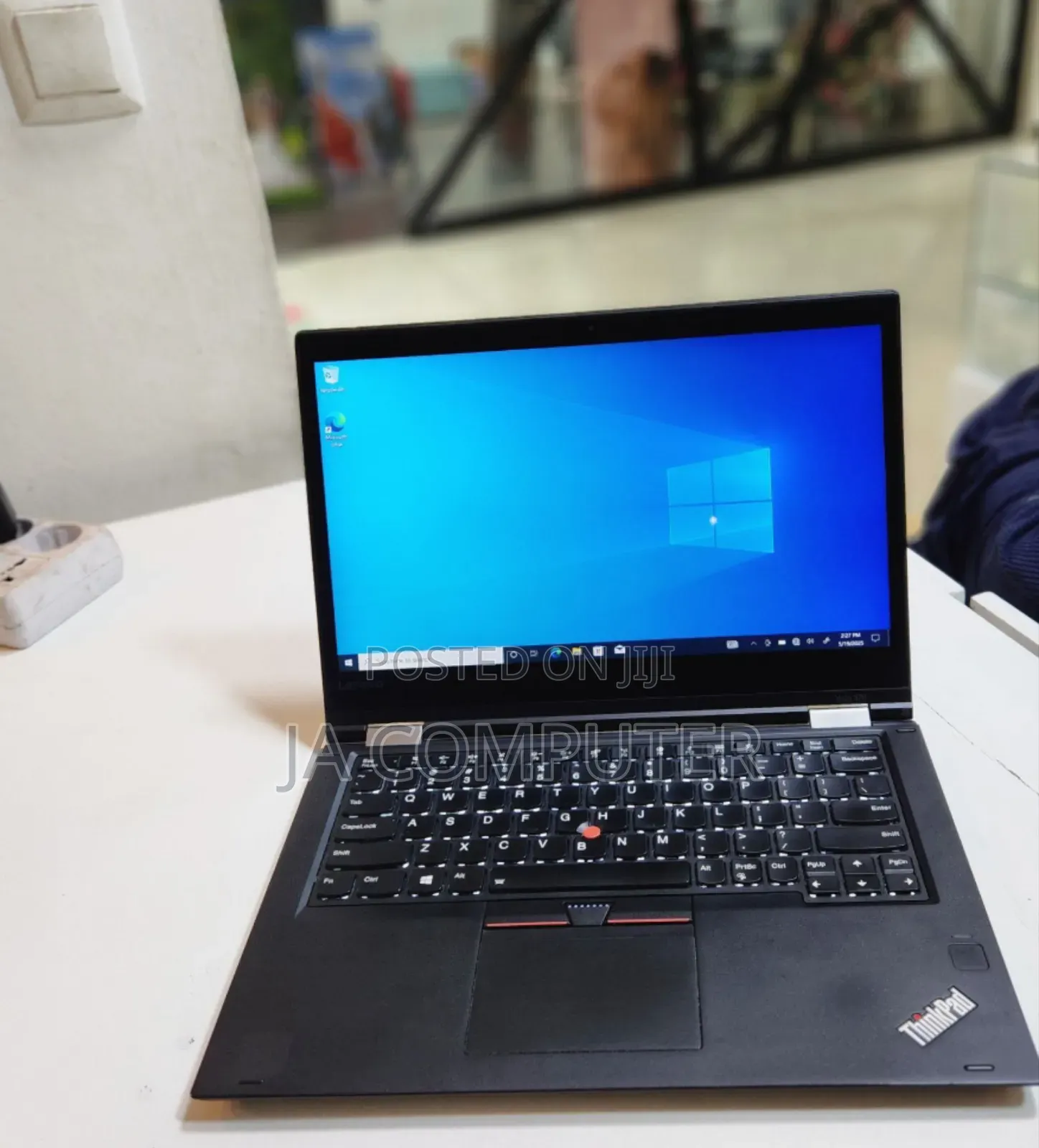 New Laptop Lenovo ThinkPad Yoga 370 8GB Intel Core I5 SSD 512GB