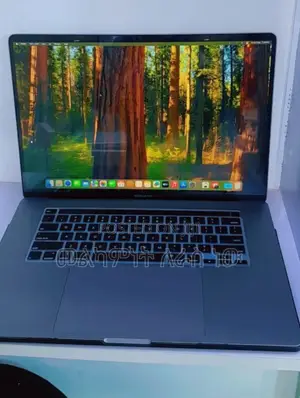 Photo - New Laptop Apple MacBook Pro 2019 16GB Intel Core I9 SSD 1T