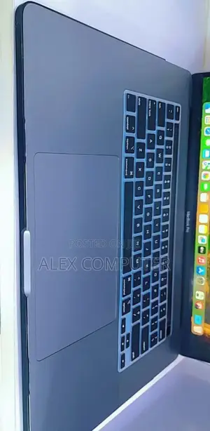 New Laptop Apple MacBook Pro 2019 16GB Intel Core I9 SSD 1T