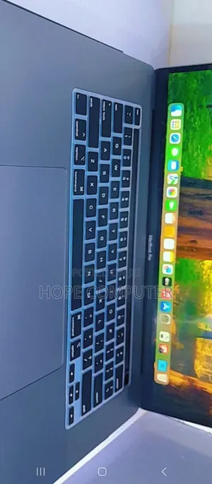 Photo - New Laptop HP ZBook 14 16GB Intel Core I7 SSD 512GB