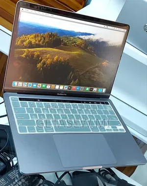 New Laptop Apple MacBook Pro M1 8GB Apple M1 SSD 256GB