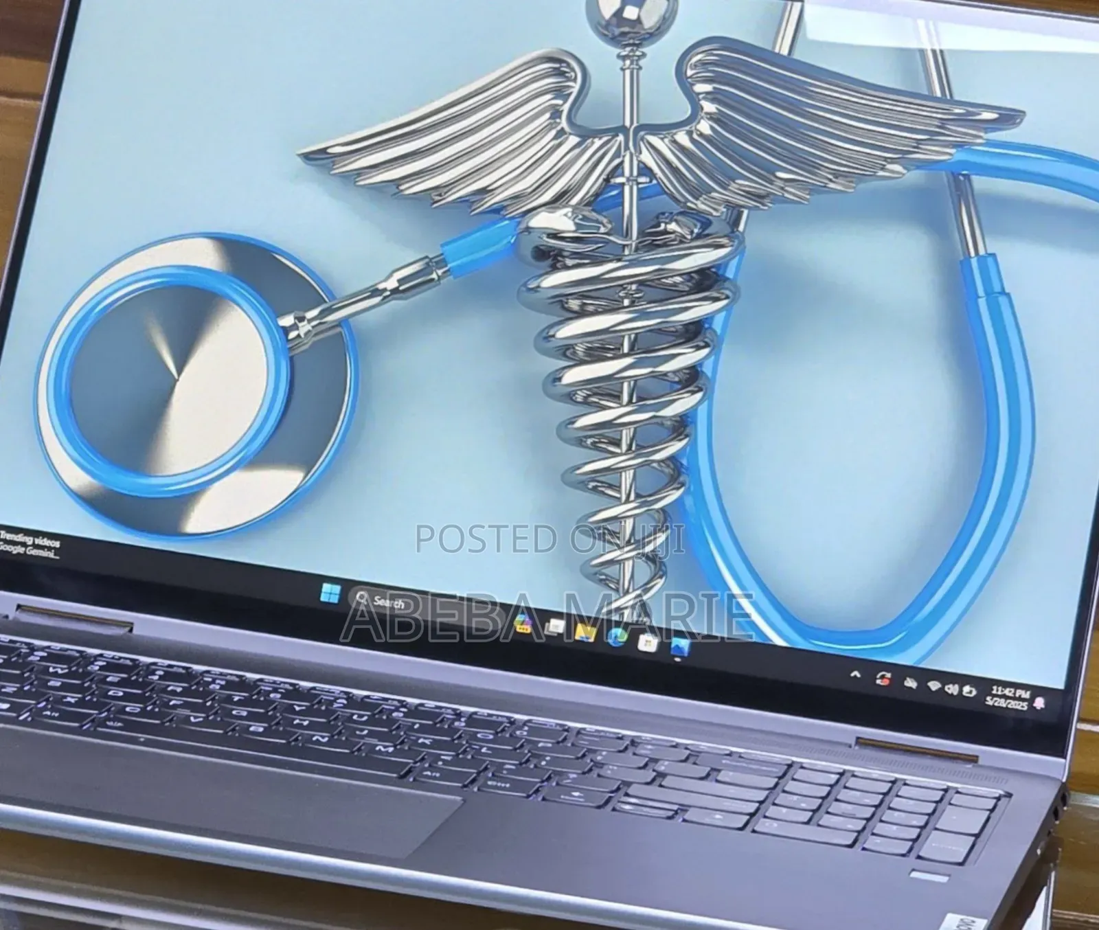 New Laptop Lenovo Yoga 7i 16GB Intel Core I7 SSD 512GB