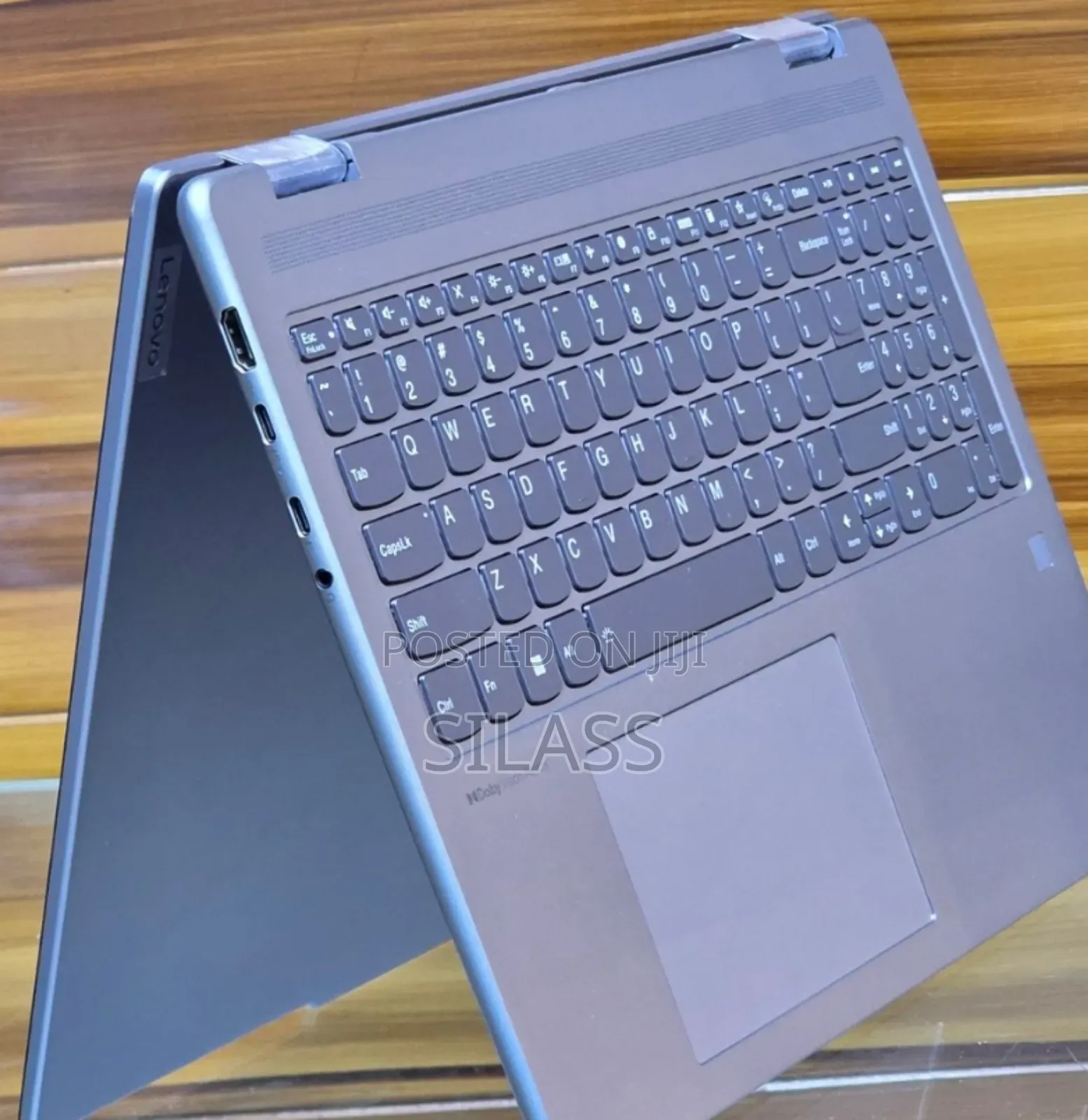 New Laptop Lenovo Yoga 7i 16GB Intel Core I7 SSD 512GB