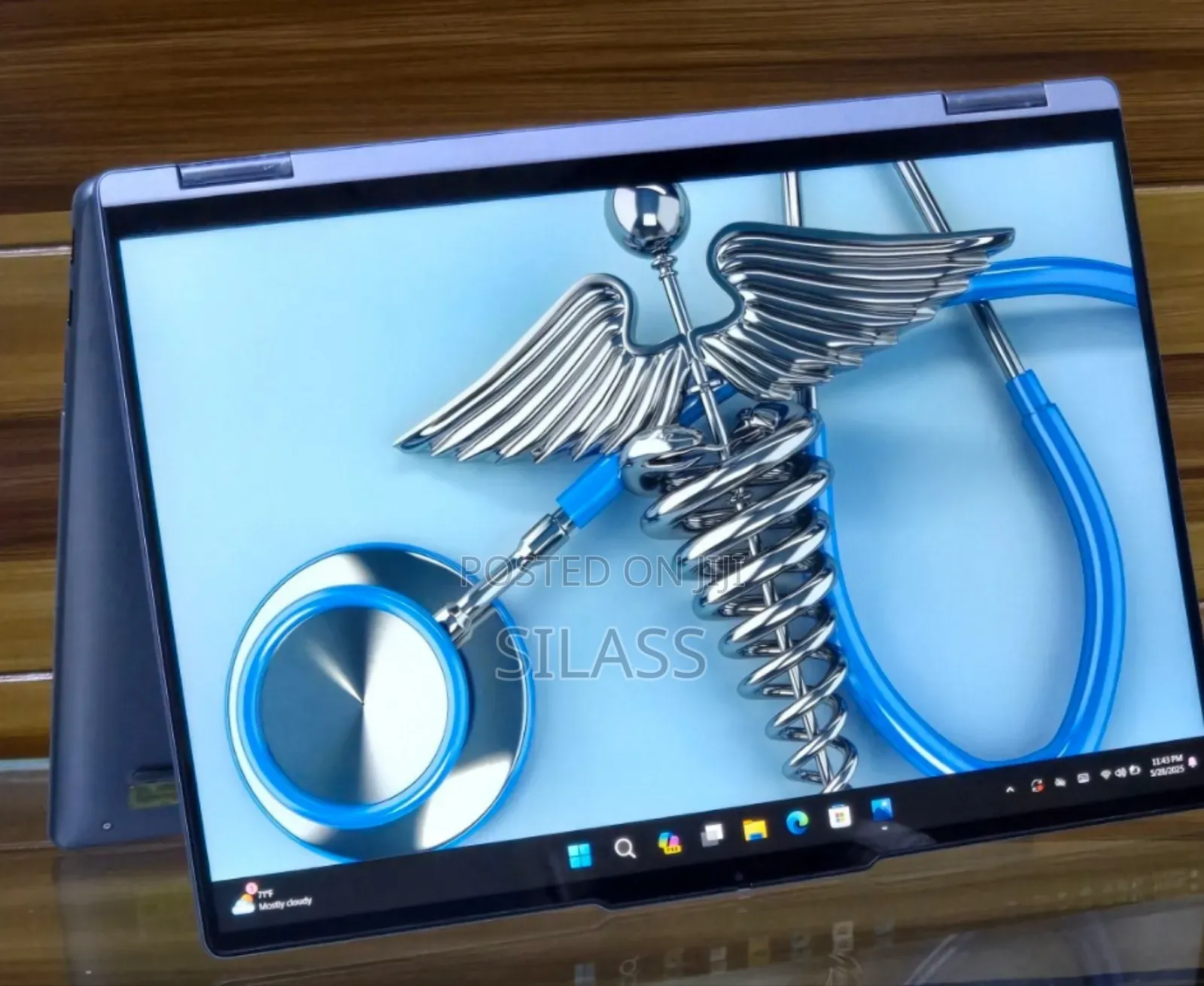 New Laptop Lenovo Yoga 7i 16GB Intel Core I7 SSD 512GB