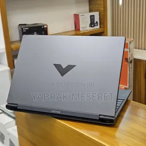New Laptop HP Victus 15 16GB AMD Ryzen 7 SSD 512GB