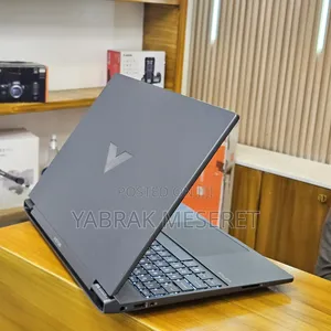New Laptop HP Victus 15 16GB AMD Ryzen 7 SSD 512GB