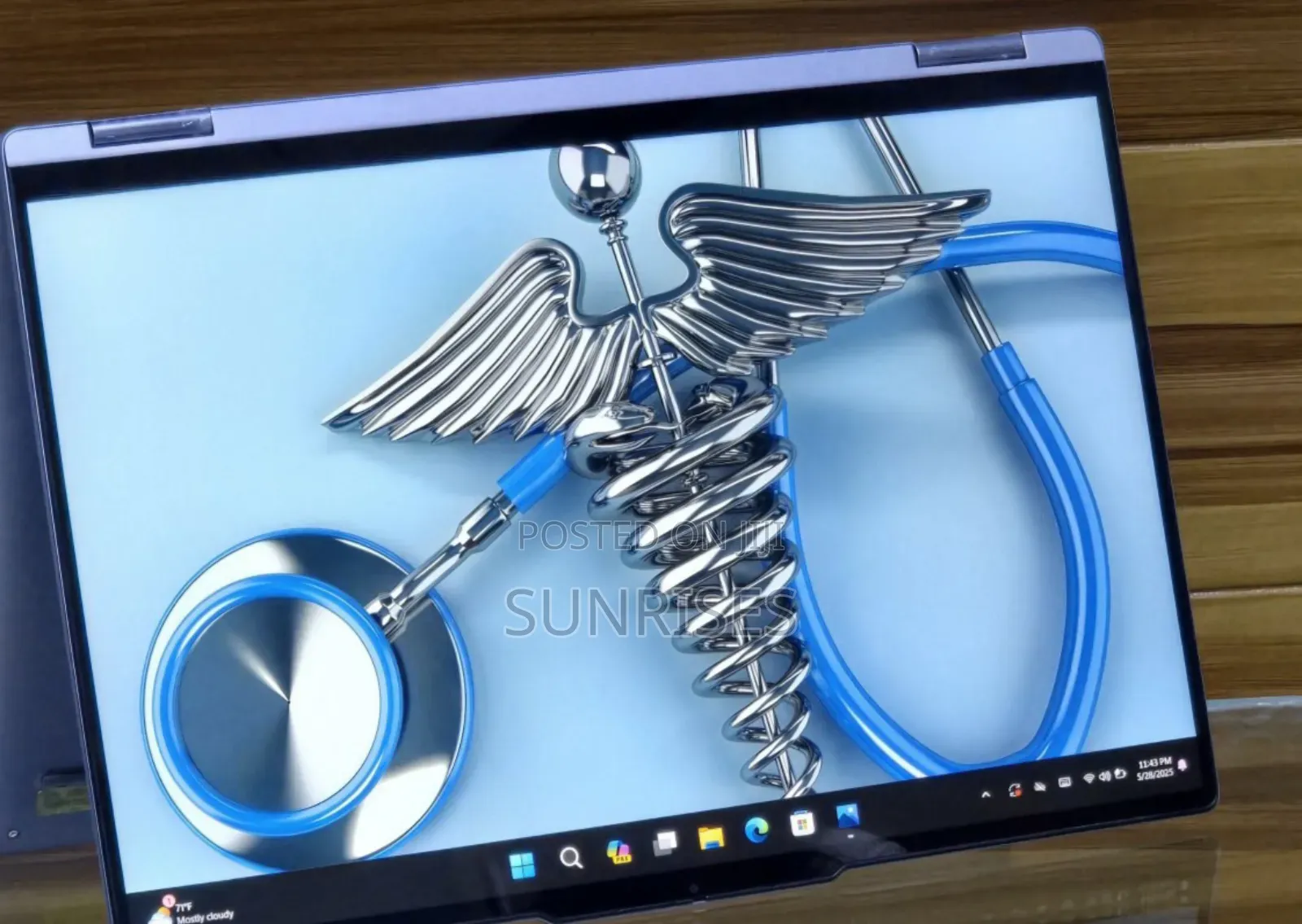 New Laptop Lenovo Yoga 7i 16GB Intel Core I7 SSD 512GB