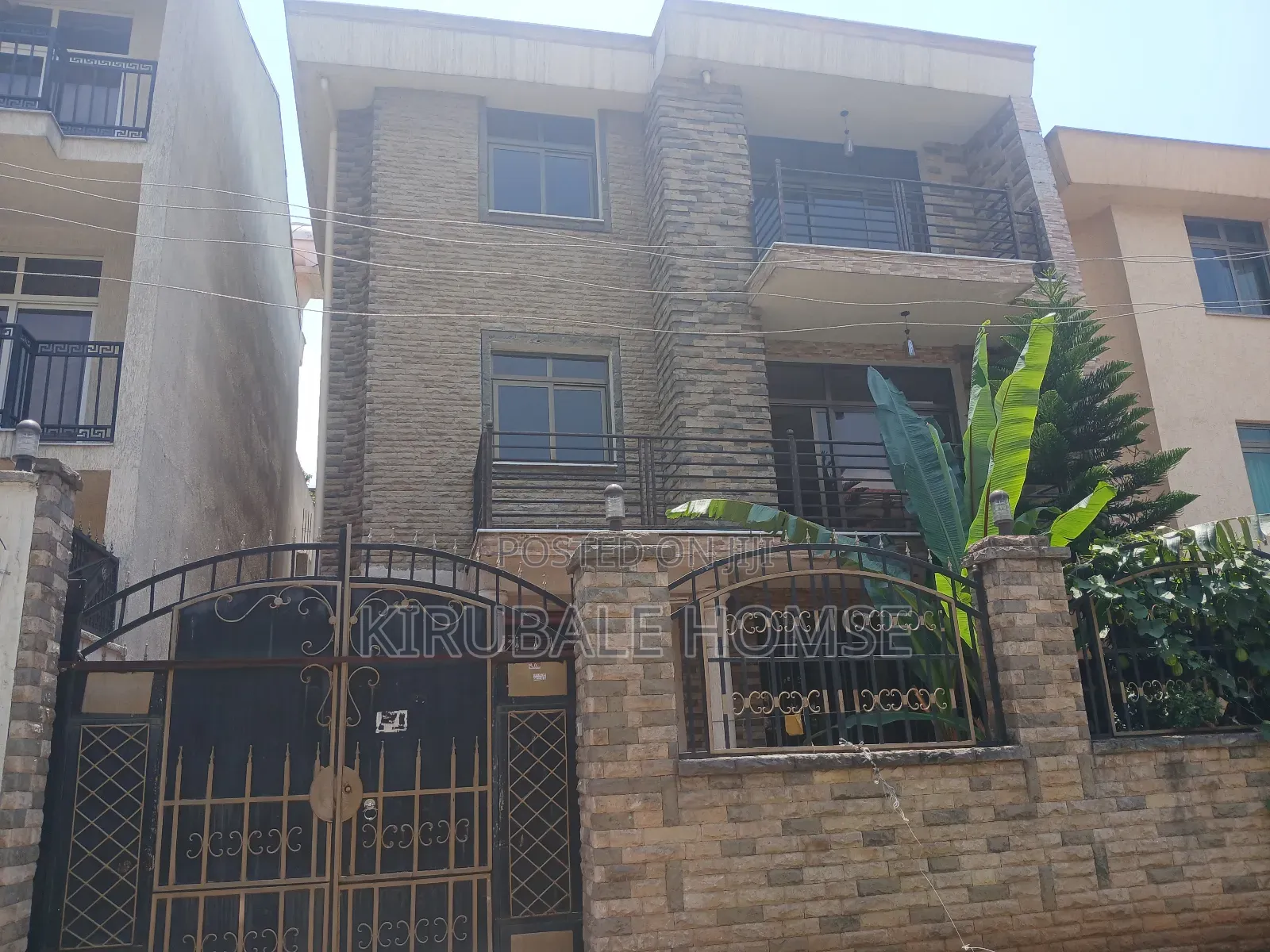 6bdrm Villa in Semite Releestate, Bole for rent