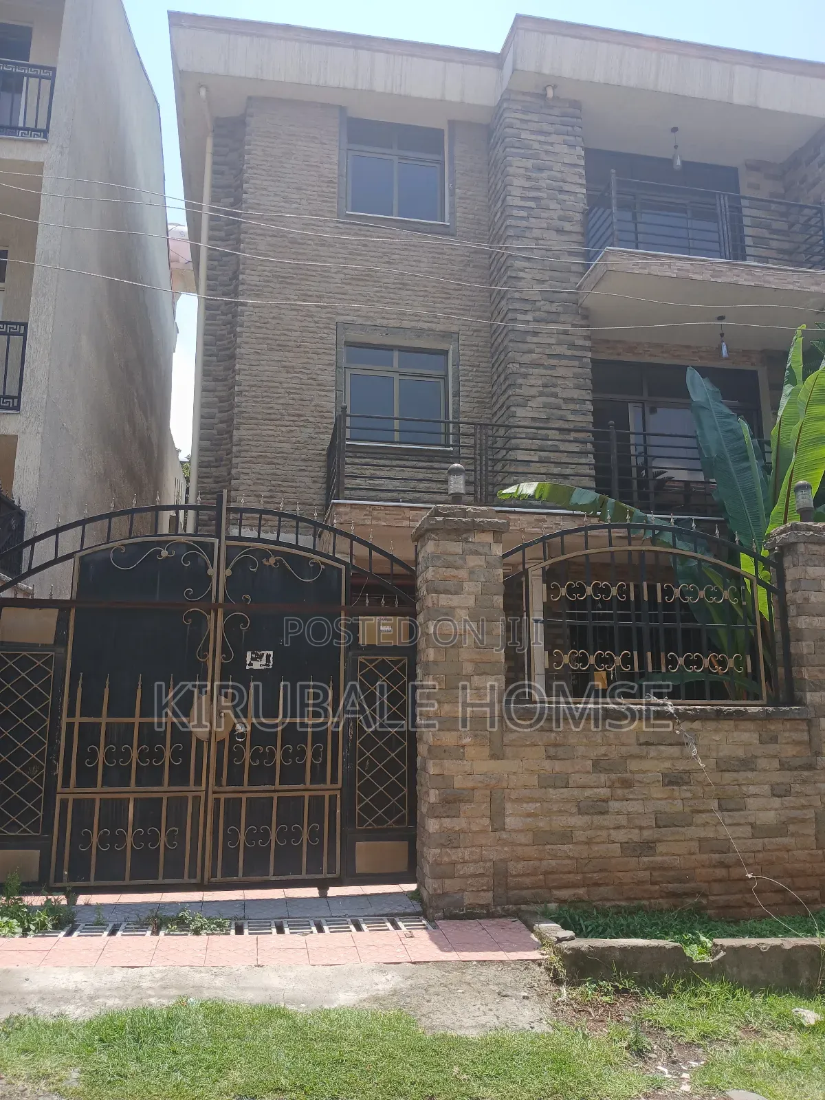 6bdrm Villa in Semite Releestate, Bole for rent