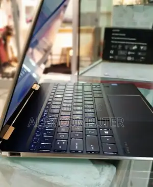 New Laptop HP Spectre 13 16GB Intel Core I7 SSD 1T