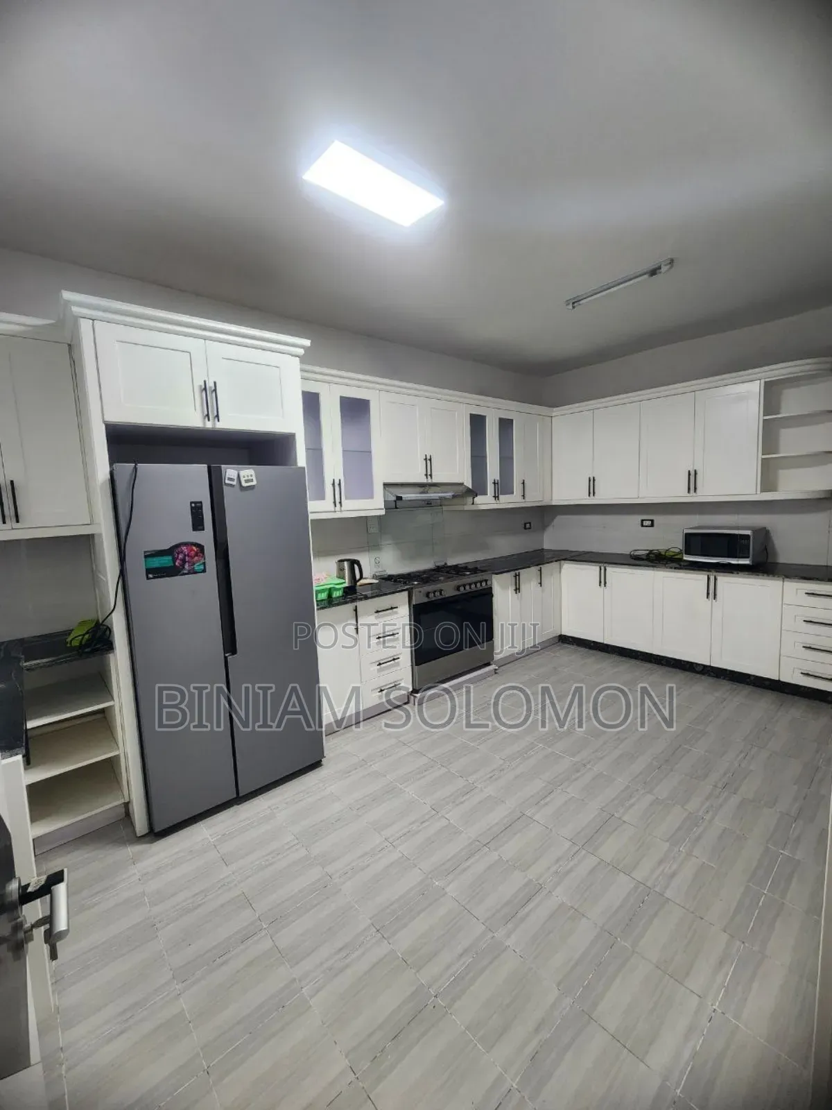 Furnished 3bdrm Apartment in Bole for rent