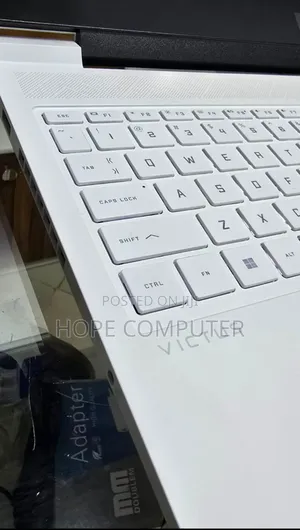New Laptop HP Victus 16 16GB AMD Ryzen 7 SSD 1T