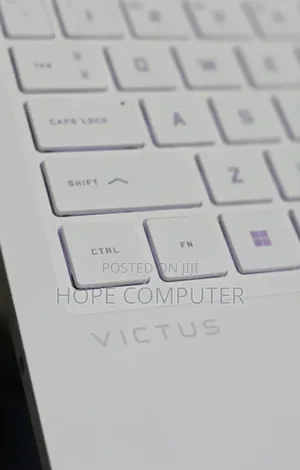 New Laptop HP Victus 16 16GB AMD Ryzen 7 SSD 1T