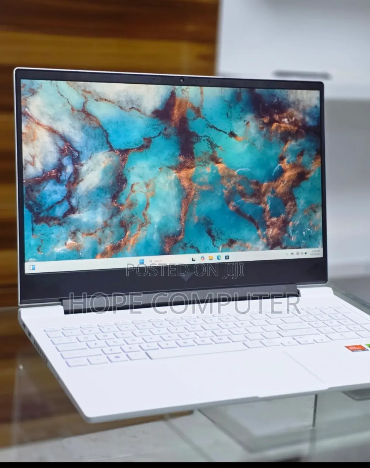 New Laptop HP Victus 16 16GB AMD Ryzen 7 SSD 1T