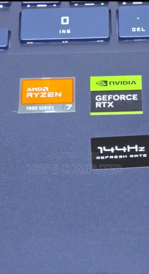 New Laptop HP Victus 15 16GB AMD Ryzen 7 SSD 1T