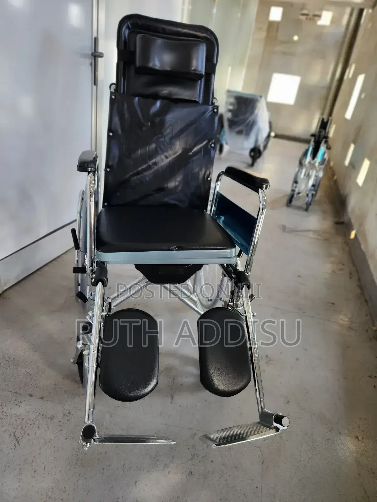 Commode Reclining Wheelchair半個wheelchair哭聲wheelchair茻了whelch