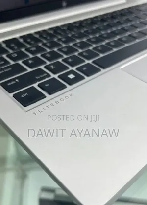 Photo - New Laptop HP EliteBook 830 G8 16GB Intel Core I7 SSD 512GB