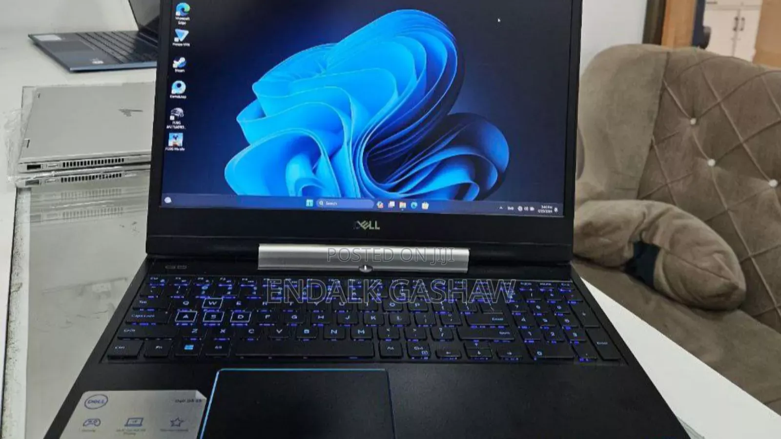 New Laptop Dell XPS 15 8GB Intel Core I5 SSD 128GB