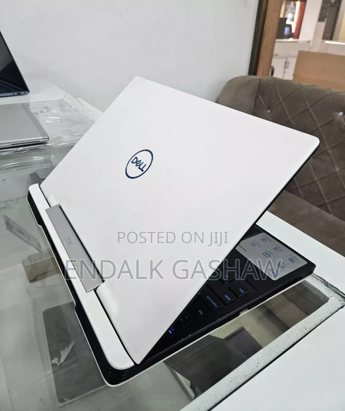 New Laptop Dell XPS 15 8GB Intel Core I5 SSD 128GB