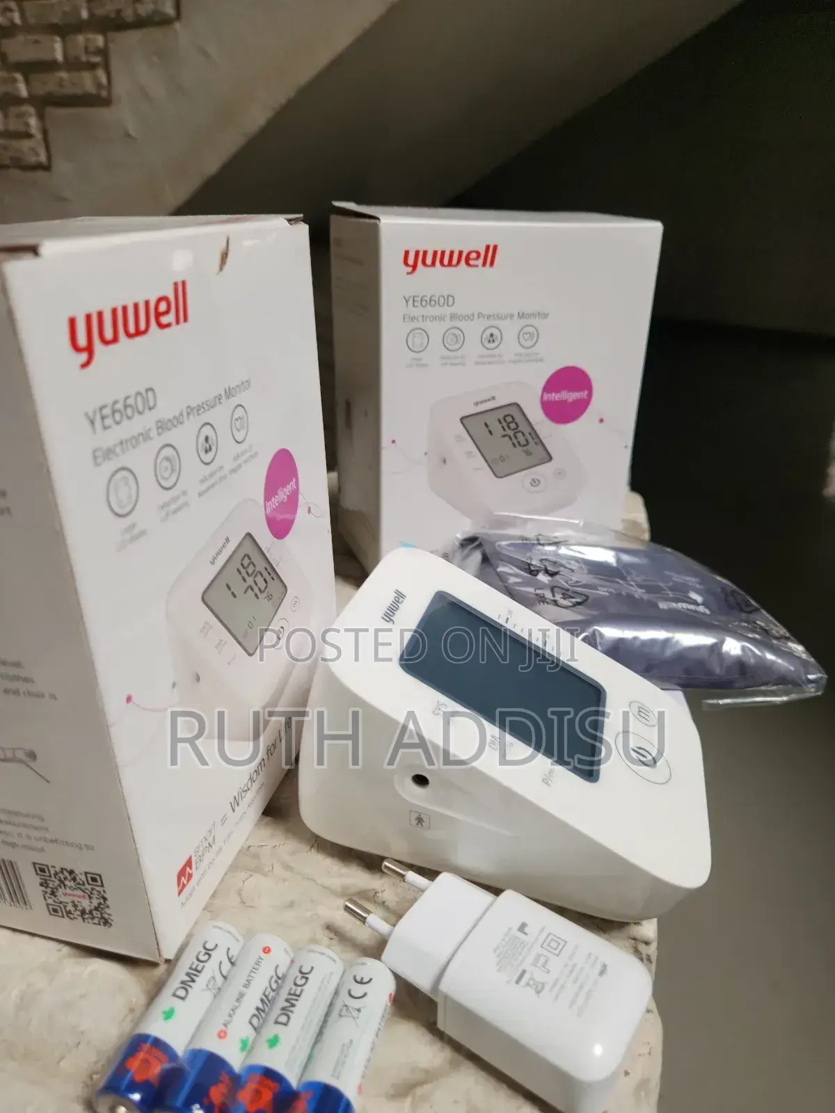 Brand New Blood Pressuer Monitor跟著bp Monitor New