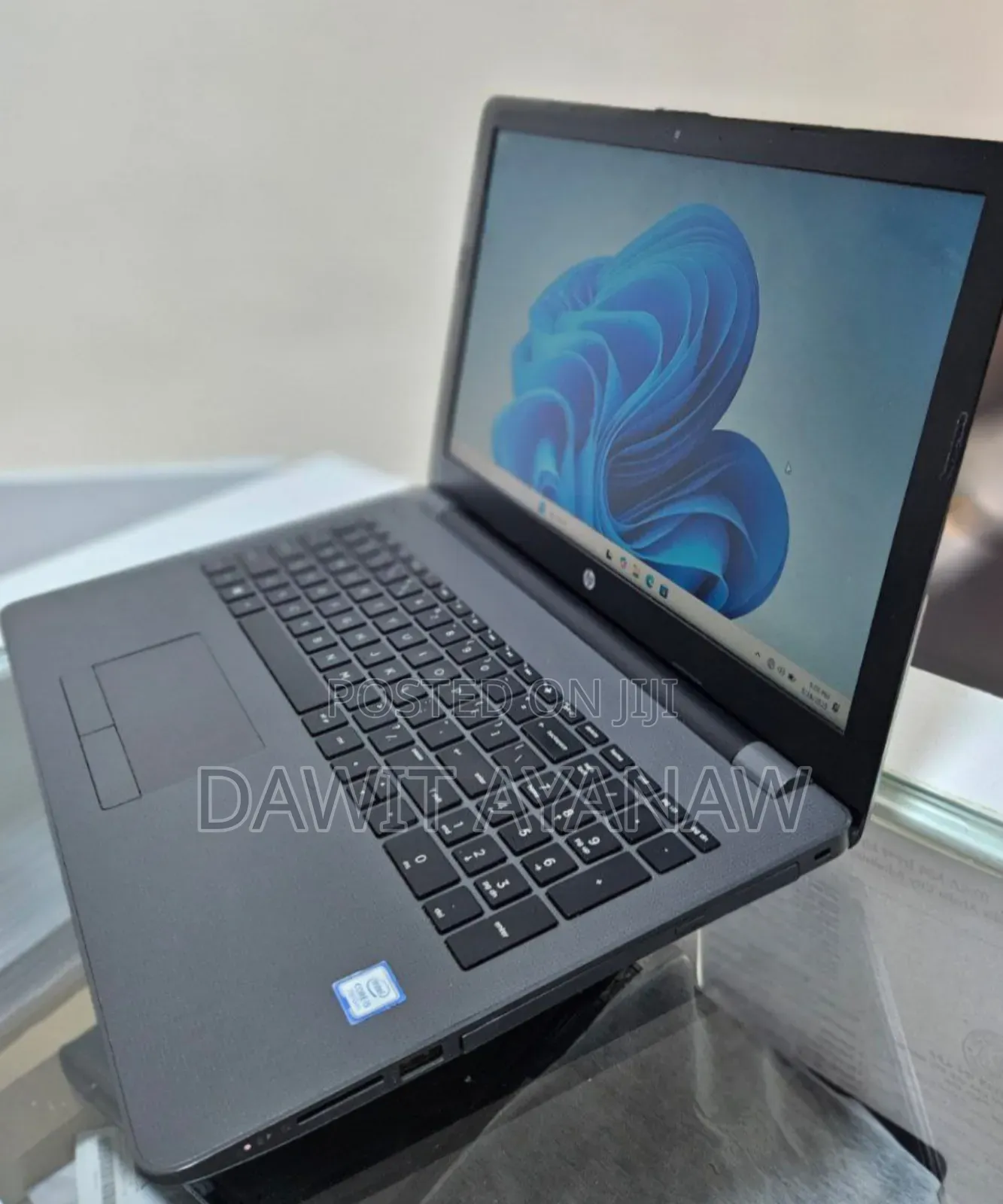 New Laptop HP Stream Notebook 8GB Intel Core I5 SSD 1T