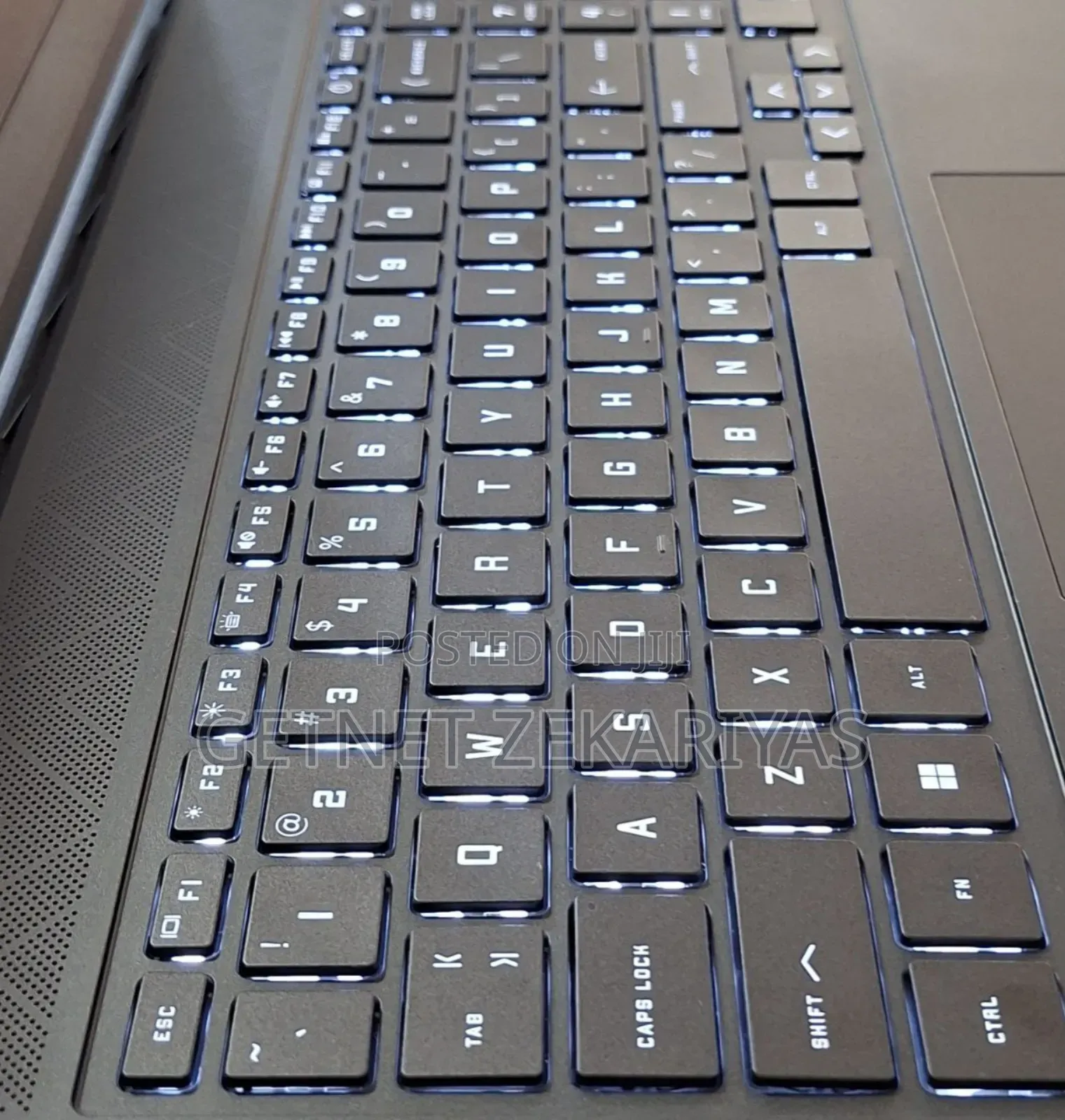 New Laptop HP Victus 16 16GB AMD Ryzen 7 SSD 512GB