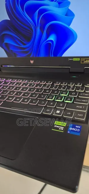 New Laptop Acer Predator Helios Neo 16 16GB Intel Core I7 SSD 1T