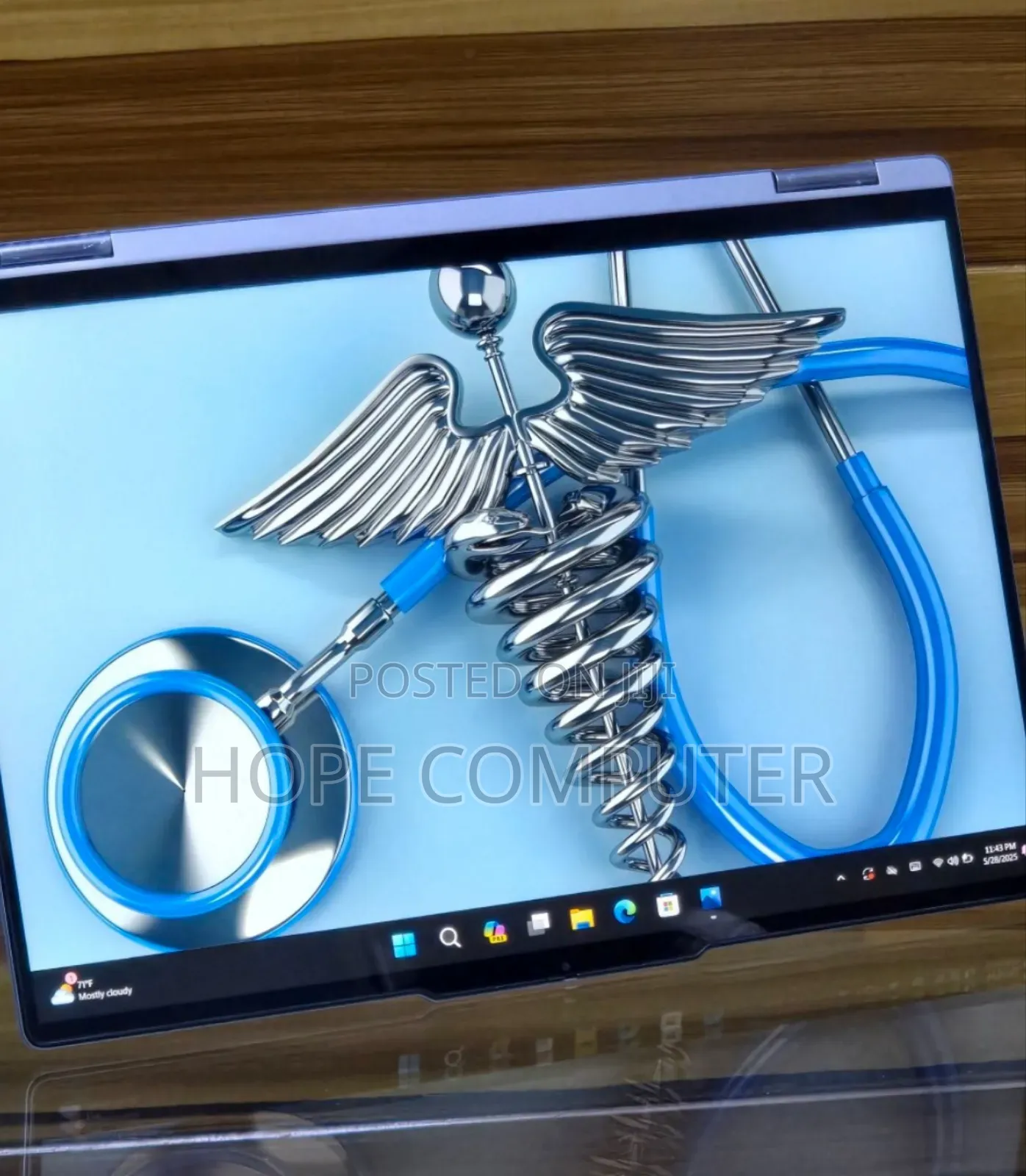 New Laptop Lenovo Yoga 7i 16GB Intel Core I7 SSD 512GB