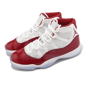 Air Jordan 11 Cherry