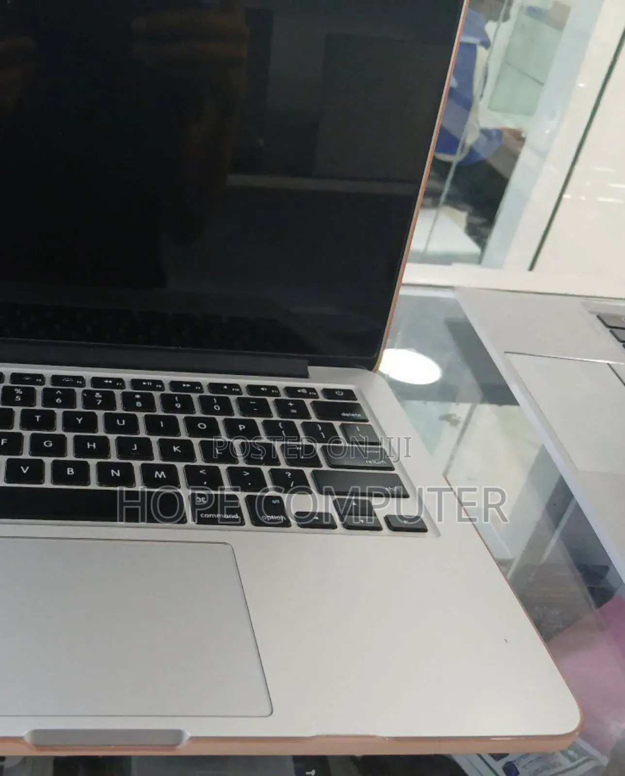 New Laptop Apple MacBook Pro 2015 16GB Intel Core I5 SSD 512GB