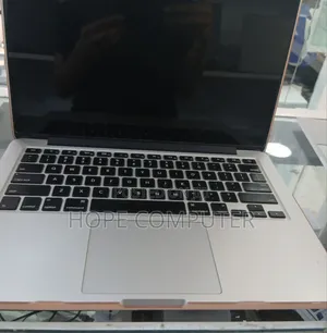 New Laptop Apple MacBook Pro 2015 16GB Intel Core I5 SSD 512GB