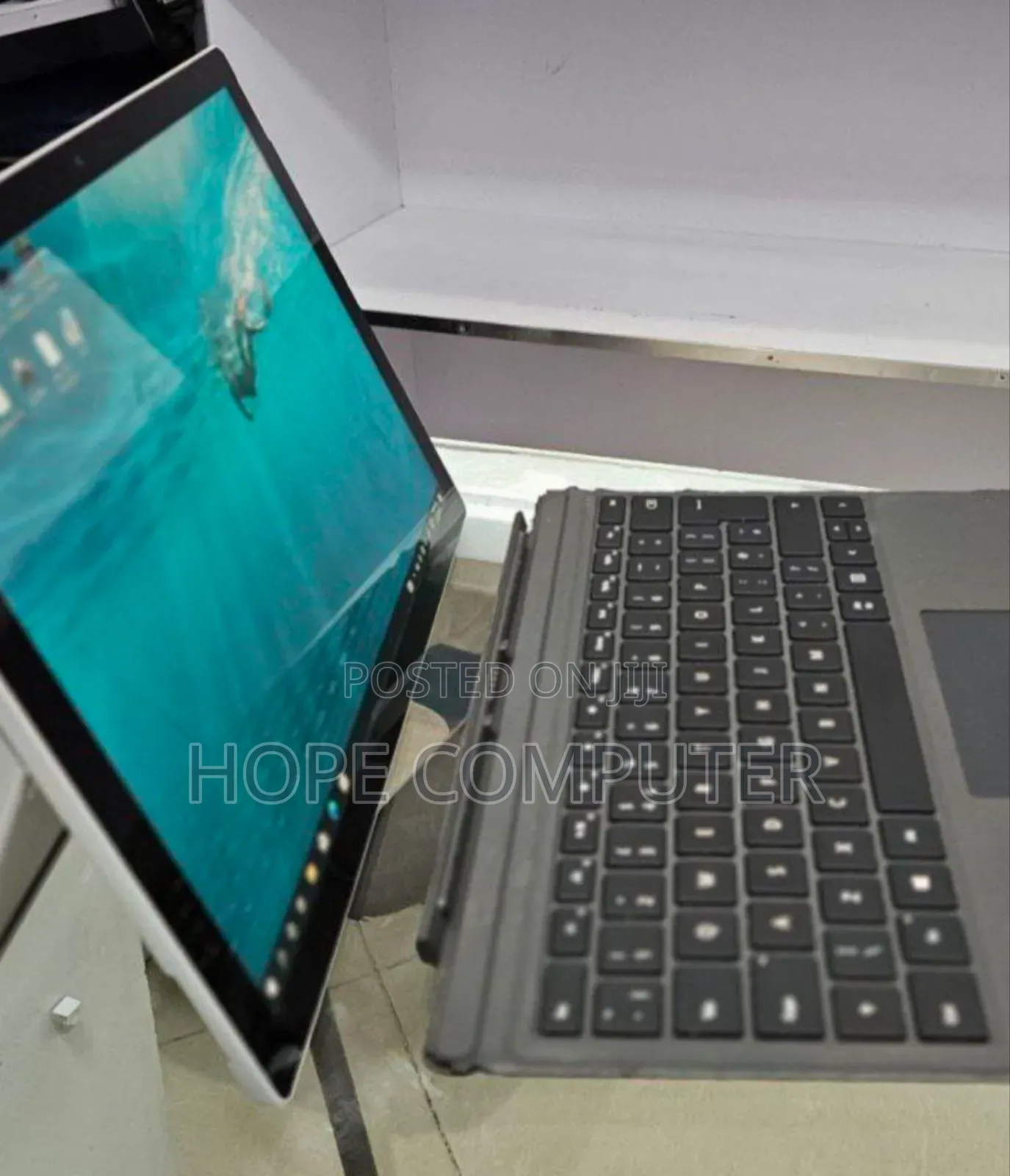 New Laptop Microsoft Surface Pro 7 8GB Intel Core I5 SSD 256GB